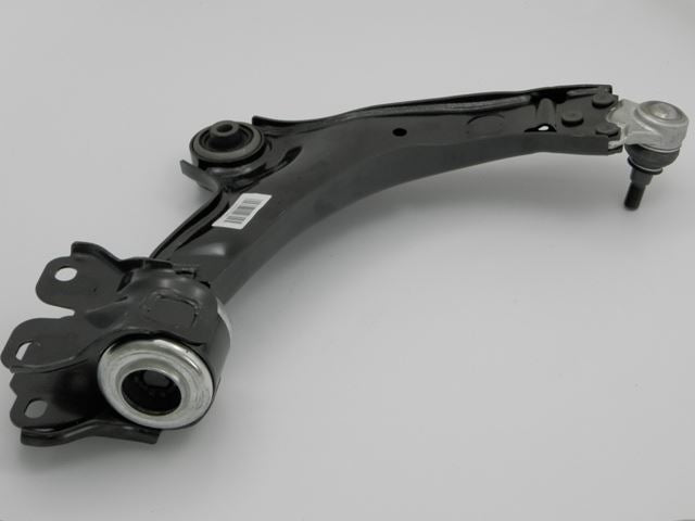 Land Rover Freelander 2 2006-2014 Front Lower Wishbones Suspension Arms Pair